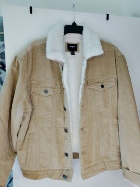 Forever 21 Mens Beige Corduroy Jacket with White Sherpa